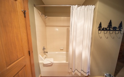 Expedition Station 8590 22