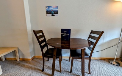 Gateway Lodge 5061 3