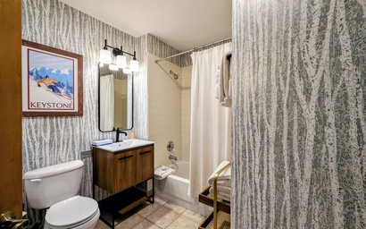 Dakota Lodge 8455 25