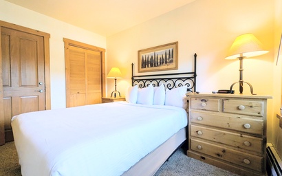 Expedition Station 8635 16
