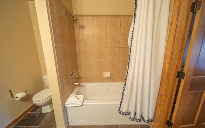 Red Hawk Lodge 2297 17