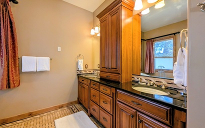 Keystone Retreat 33 22