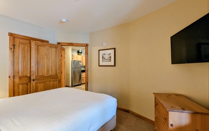 Dakota Lodge 8456 19