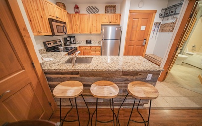 Expedition Station 8592 3