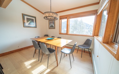 Tennis Townhomes 1309 10