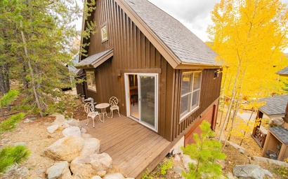 Cabin in the Pines 4 28