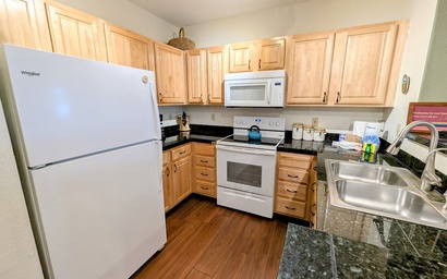 Gateway Lodge 5030 6
