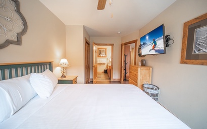 Red Hawk Lodge 2270 15