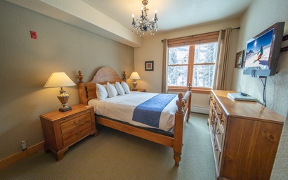 Red Hawk Townhomes 2333 20