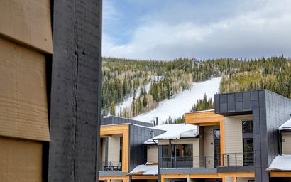 Dakota Lodge 8458 10