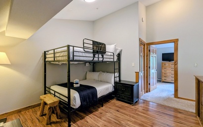 Seasons Townhome 1859 21