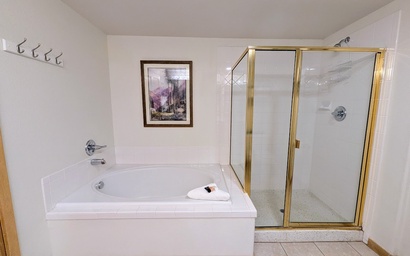 Gateway Lodge 5030 19