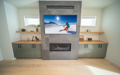 Wolf Rock Home 82 35