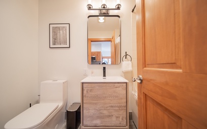 Expedition Station 8561 18