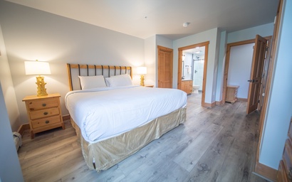 Expedition Station 8614 16