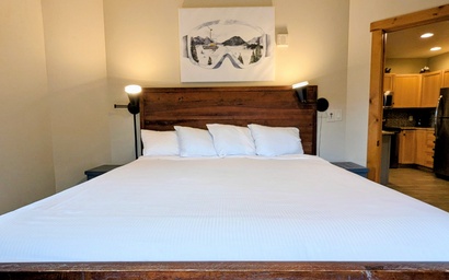 Dakota Lodge 8503 13