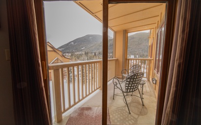 Red Hawk Lodge 2281 25