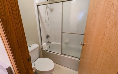 Cinnamon Ridge D323 20