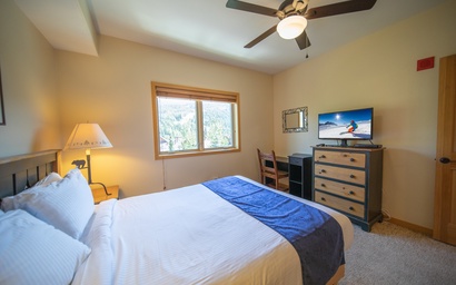 Gateway Lodge 5089 12