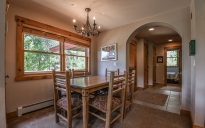 Trappers Crossing 8753 16