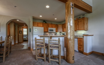 Trappers Crossing 8753 14