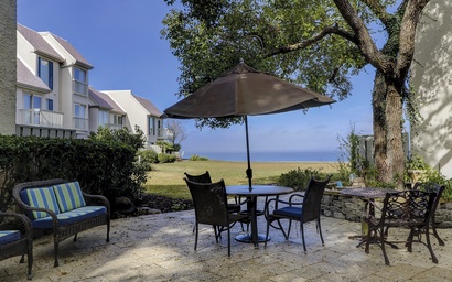 Schooner Court 731