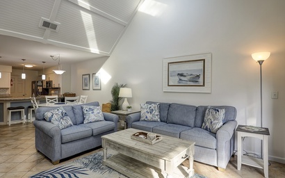 Colonnade Club 154 4