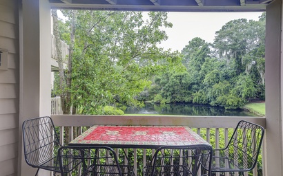 Lighthouse Tennis 2408* 3