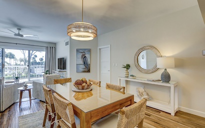 Barrington Arms 102 5