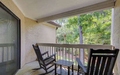 Colonnade Club 146 5