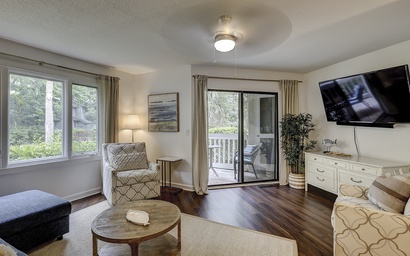 Colonnade Club 147