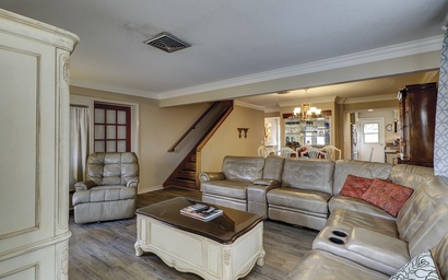 Schooner Court 731 4