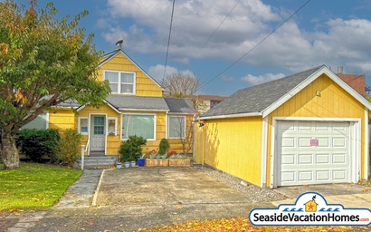 Featured Property COLUMBIA STREET LIGHTHOUSE