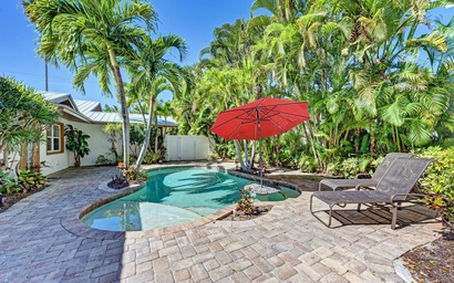 Anna Maria Island Edgewater Bungalow 5
