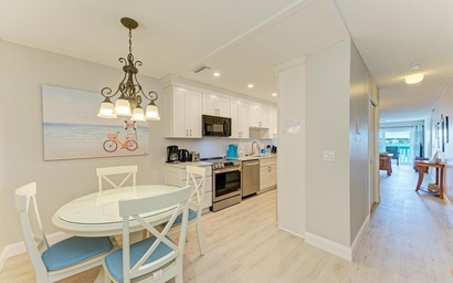 Anna Maria Island Beach Palms 6B 5