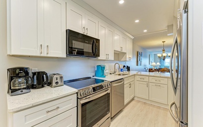 Anna Maria Island Beach Palms 6B 6