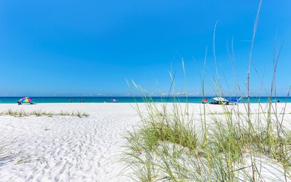 Absolute Paradise AMI-Private Beach Access-Water Views From Every Window-Heated Pool- Walk To 14 Restaurants 4