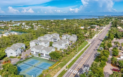 Longboat Key Cedars Beach House-Pet Friendly-2 Minute To The Beach 3