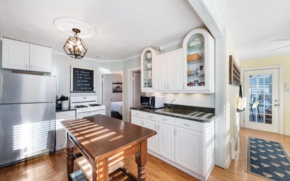 Parkside Pool Paradise 14