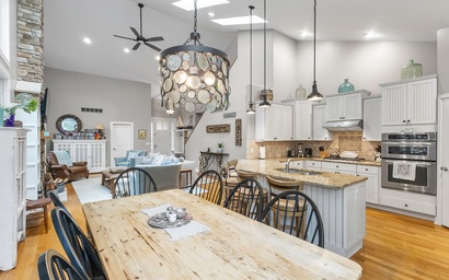 House in the Woods 5