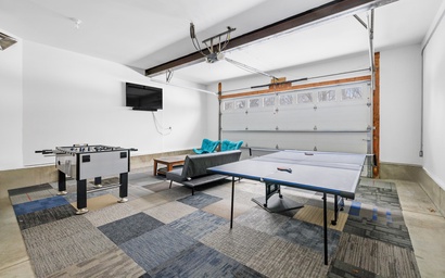 Michigan Shores Pool Retreat 5