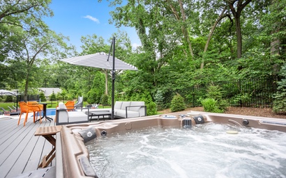 Magic on Marjeanette 23