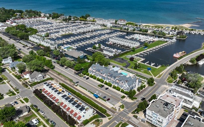 Sea Glass in New Buffalo 38