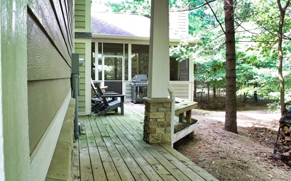 House in the Woods 33