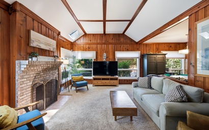 Oak & Shore Cottage 5