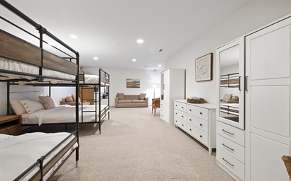 Lake Shore Living 35