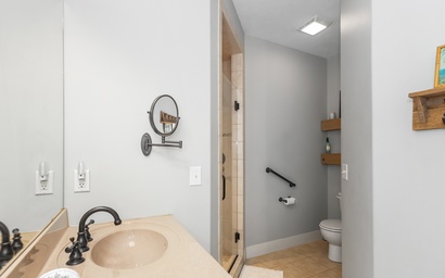 House in the Woods 19