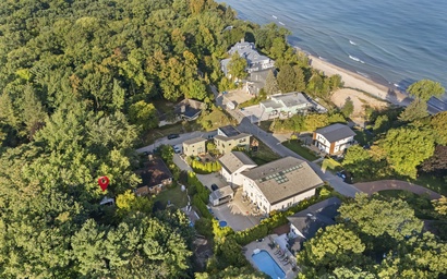 Oak & Shore Cottage 3