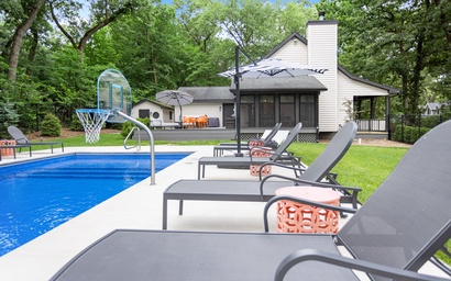 Magic on Marjeanette 28