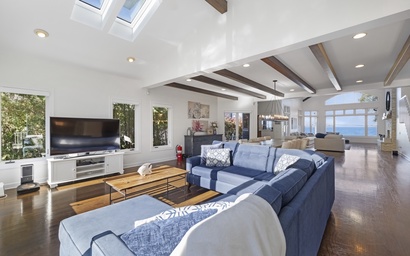 Lake Shore Living 15